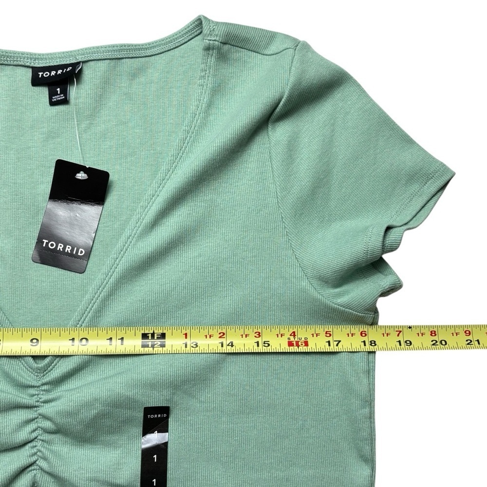 NEW TORRID Rib Cinched V-Neck Tee 1X 14/16 Green Cotton Blend Short Sleeve - Picture 5 of 10